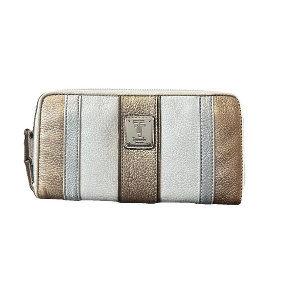 Tignanello Handbags - Tignanello Zip Around Wallet Rose Gold Silver Metallic White Leather Cards *READ